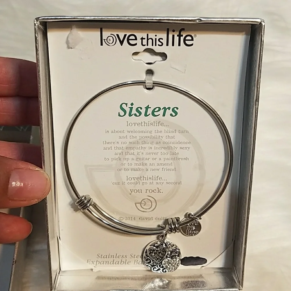 Bracelet‎